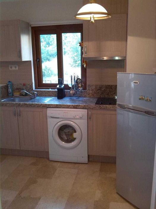 Дава се под наем Двустаен апартамент в с. Кранево, Област Добрич - 79 кв.м за 850 € - Снимка #4