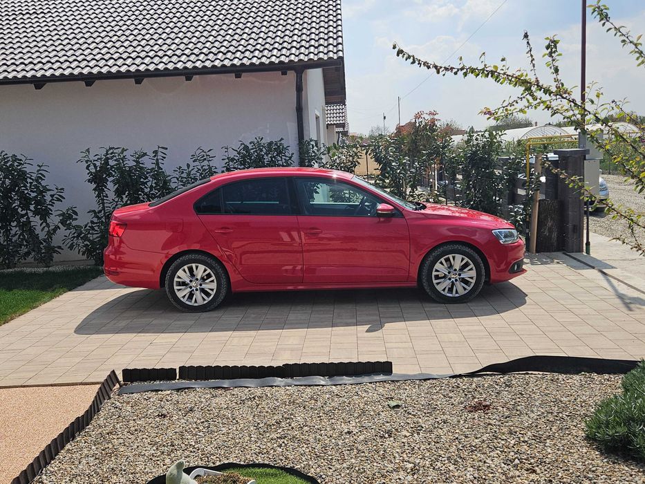 VOLKSWAGEN Jetta 2013 — imagine 2