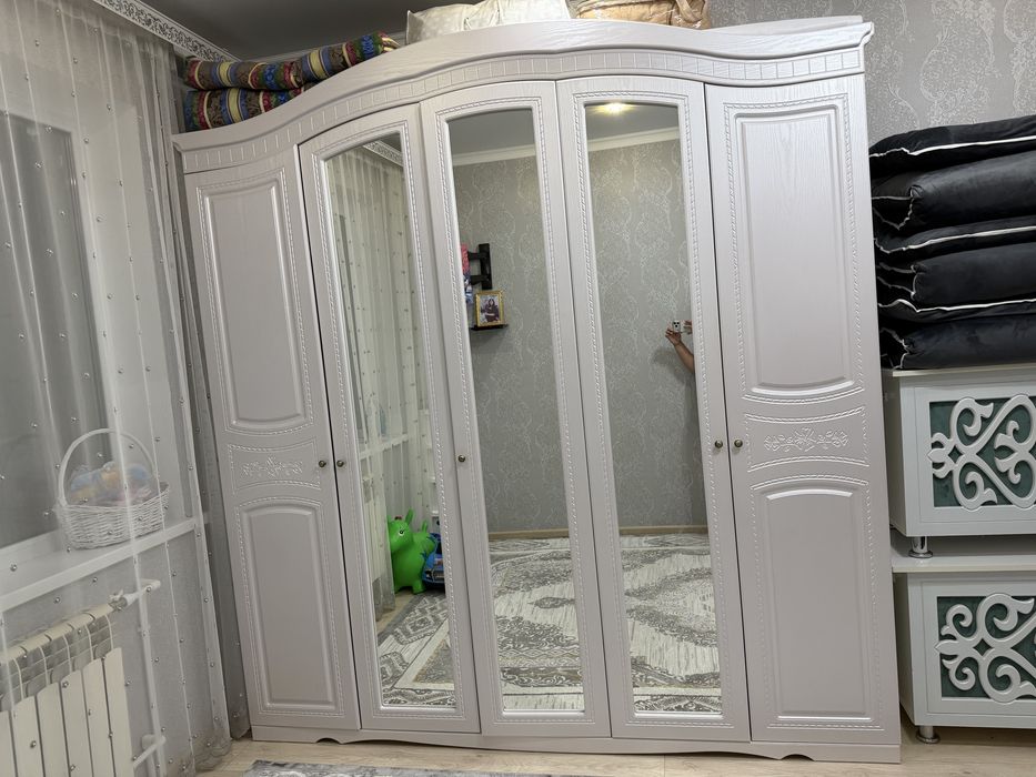 Продается шкаф б/у