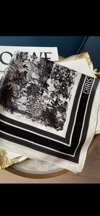 Esarfă Christian Dior, model 2026, 70×70cm, 100% mătase, gratuit prin