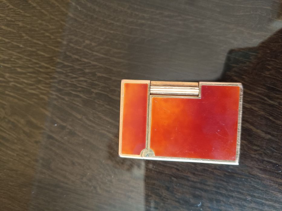 Запалка Dupont, махагон, липсва камъче.