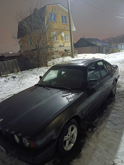 Продам BMW 525. За нал торг