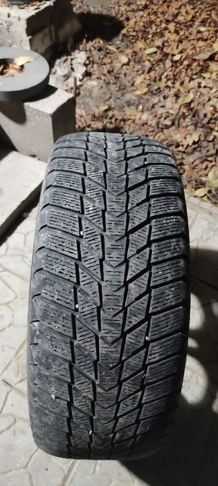 Зимние шины Nexen  б/у r17