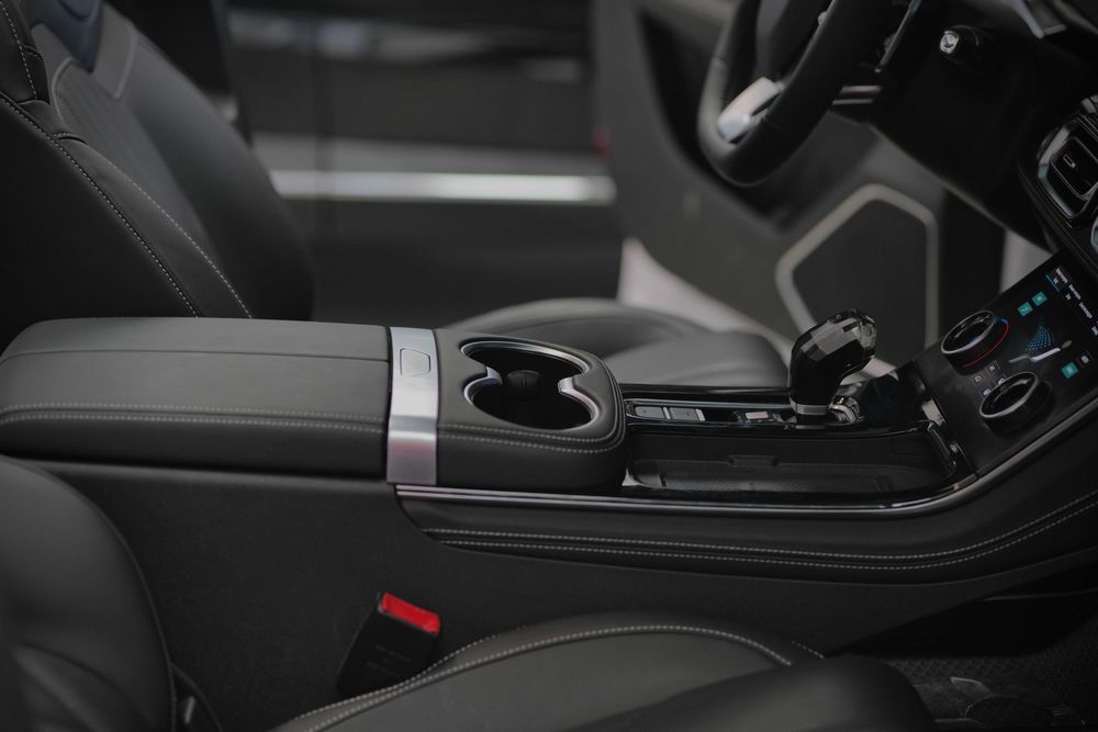 Soueast S07, Yangi rasmiy dilerlik, kredit bor