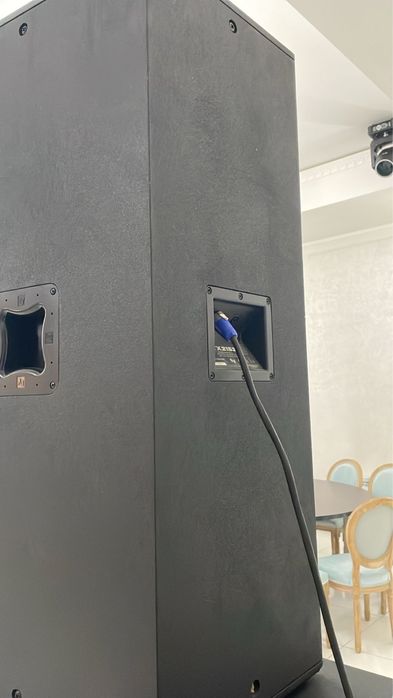 Electrovoice в оригинале