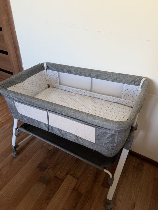 Манеж детский с колесами