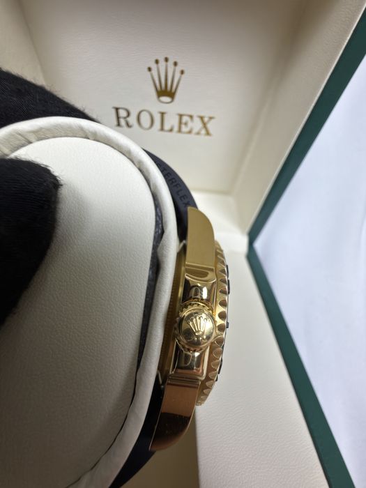 Rolex Yacht-Master 40mm Yellow Gold Ceramic Bezel