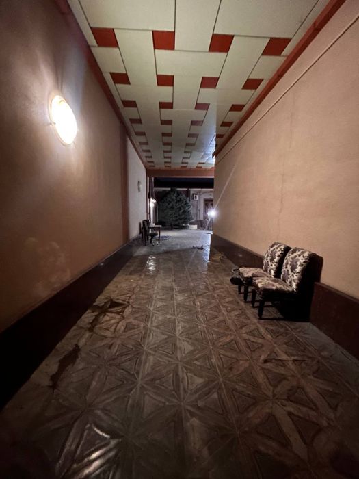 Dombirobodda Uy arenda   Beriladi yaxshi holatga 8 xona