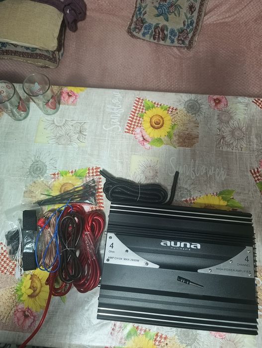 Стъпало за кола AMP CH 04 MAX  2800 W