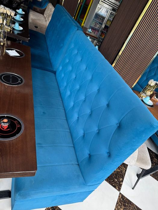 Продажа Диваны и столы для Хого