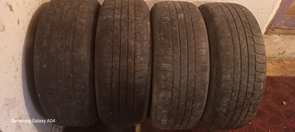 Продам шины  летние