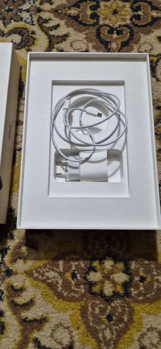 IPad 9 поколения 64gb