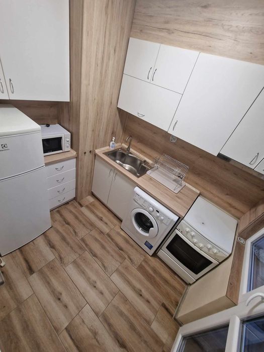 Дава се под наем Тристаен апартамент в Добрич, Автогара - 87 кв.м за 398.82 € - Снимка #4