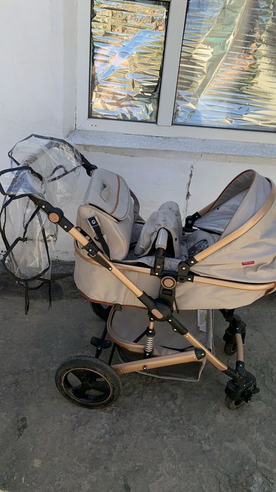 Коляска бежевый детский