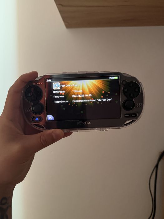 Продам PS Vita Fat