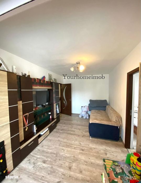 Apartament 2 camere semidecomandat, Craiovița Nouă – Zona Școala 30