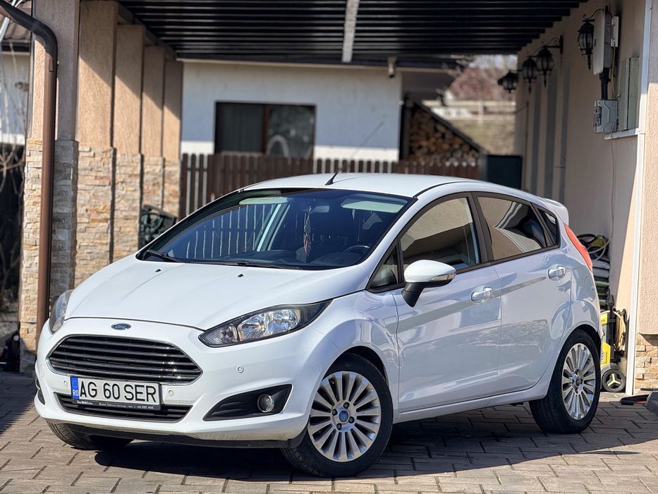 FORD Fiesta 2014
