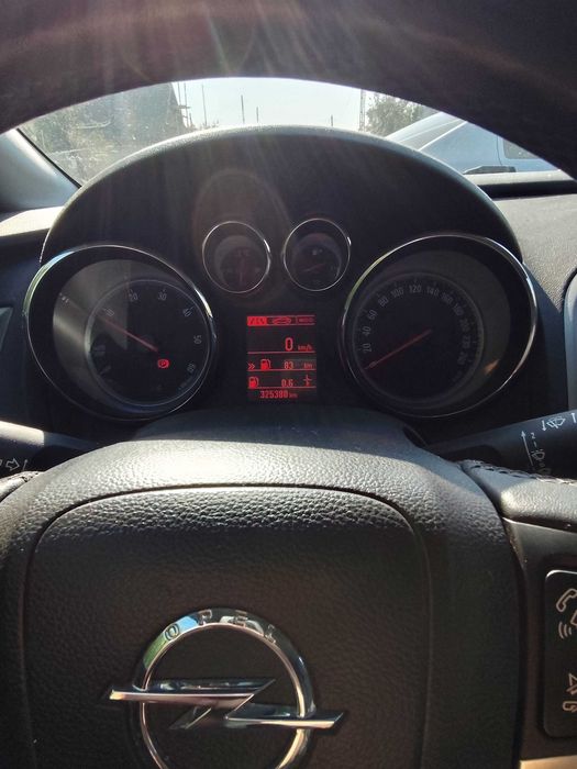 Opel Astra J Sports Tourer 1.7 CDTI 130 CP – 2012