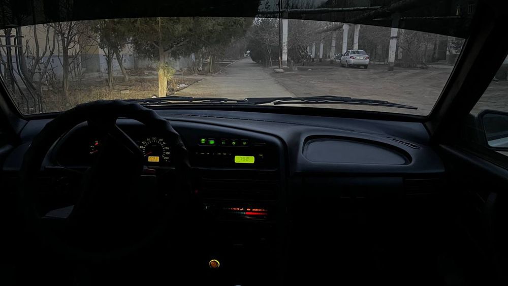 Лада 2114 сотилади