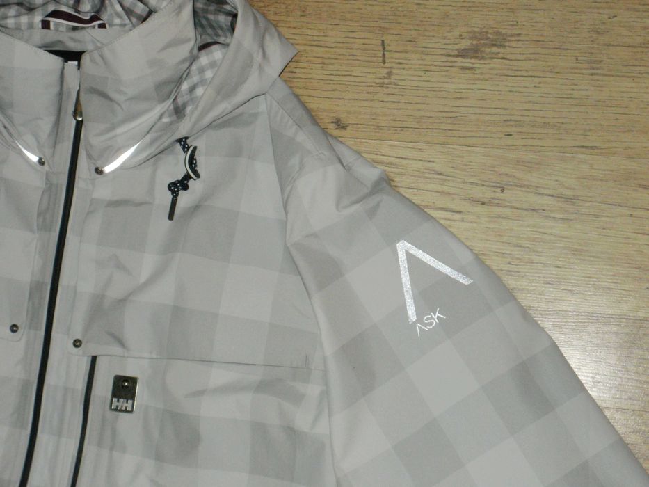 HELLY HANSEN tech protection нова мъжка оригинална ветровка 2XL