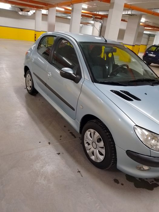 Продавам Пежо 206  1.4HDI