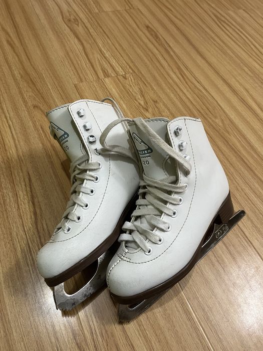 Кънки за фигурно пързаляне jackson 120