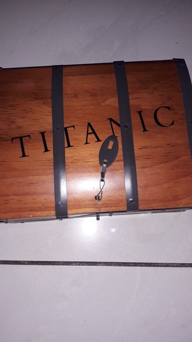 Подаръчна кутия Титаник