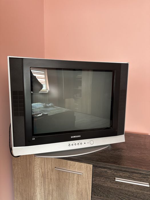 Телевизор samsung