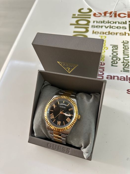 Мъжки часовник Guess