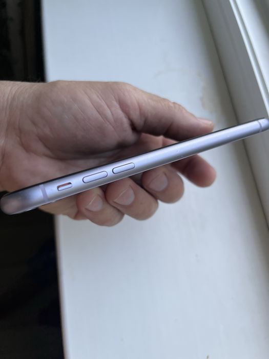Iphone 11 продается