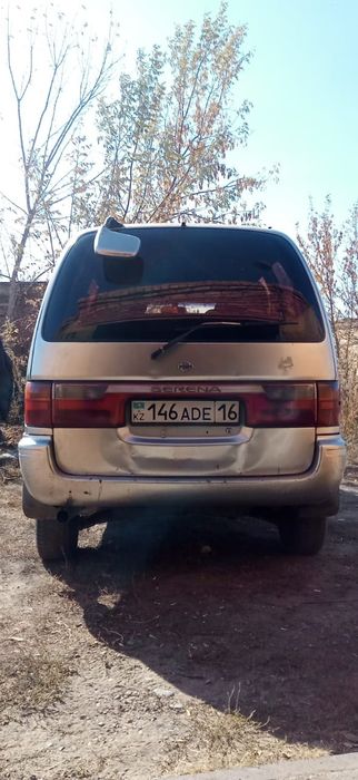 Продам Ниссан Серена 1997гв.