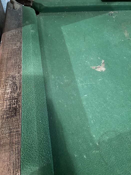 Бильярдный стол