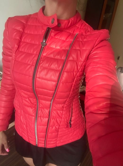 Дамско яке Guess