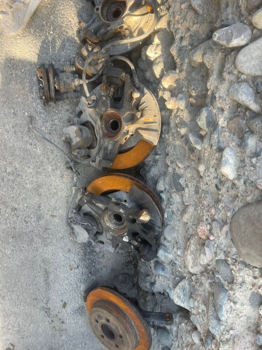 Запчасти на Mercedes W163