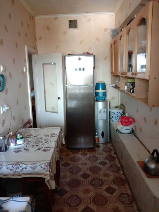 Продаем свою трех-комнатную квартиру в центре города Ц-5