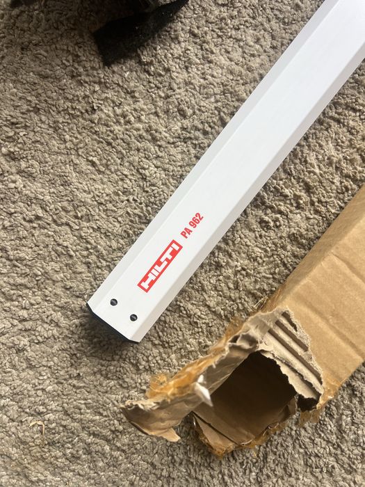 Hilti PRA 90 trepied telescopit plus rigla hilti