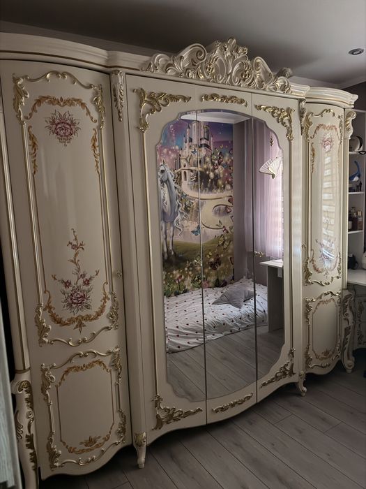 Прадаю спални гарнитур за 350000