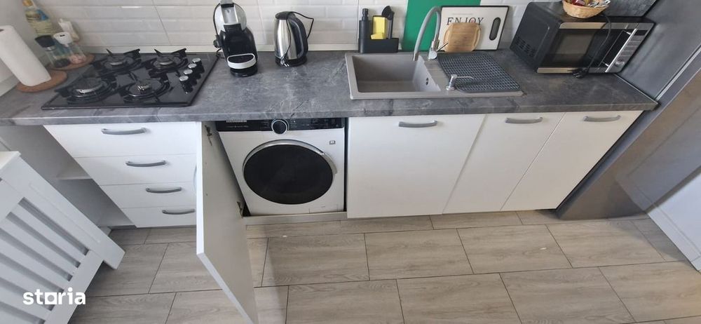 Apartament 2 camere Decomandat, balcon, lift, Giulesti