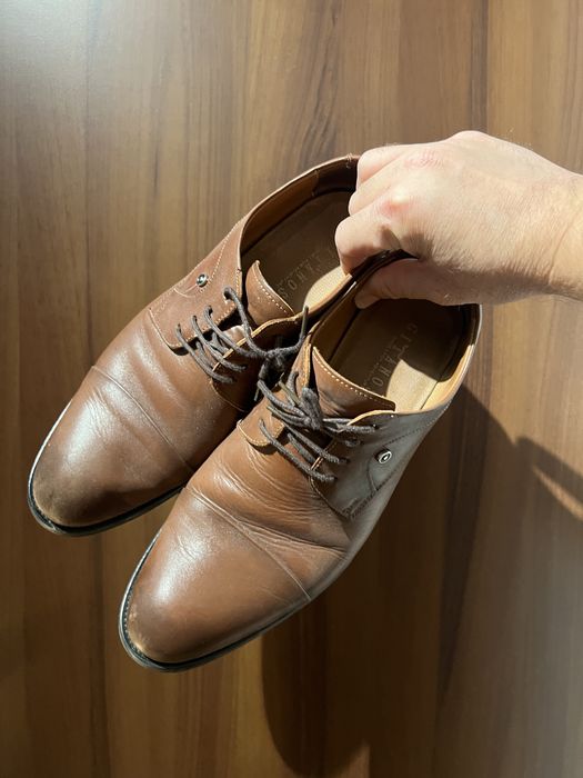 Pantofi maro numarul 42 in stare buna