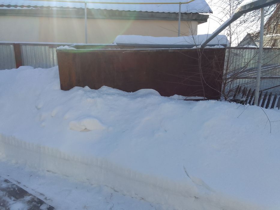 Продам ёмкость под воду.