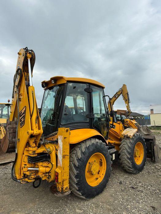 Buldoexcavator JCB 4CX  An 2005