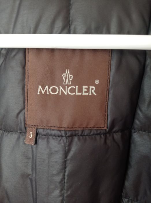 Оригинално яке Moncler