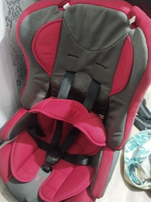 Продам автокресло