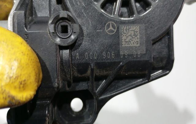 Motoras macara dreapta spate A0009060908 Mercedes-Benz A-Class W177/V