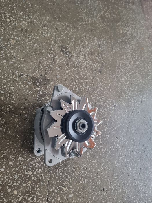 Alternator nou tractor David Brown