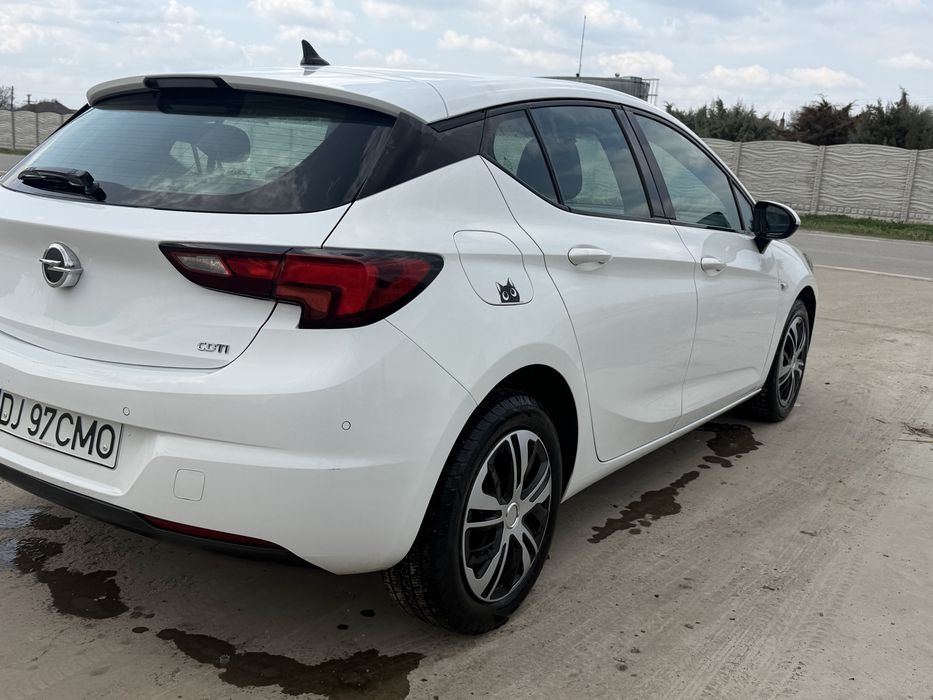 OPEL Astra 2018 — imagine 5