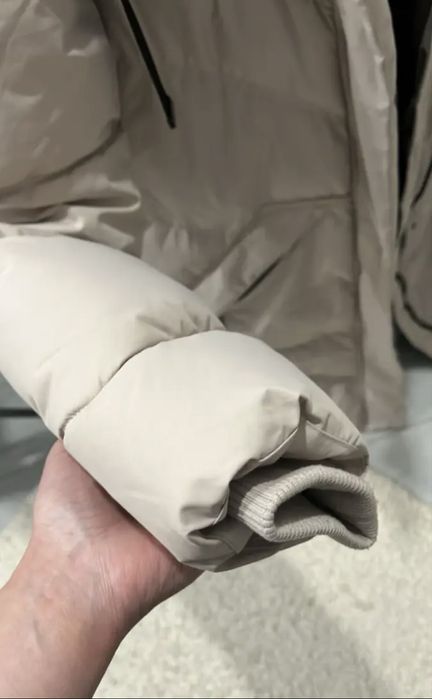 Куртка толста зимняя