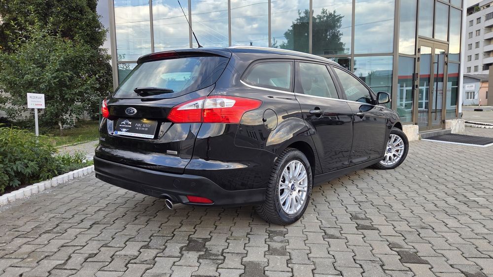 FORD Focus 2012 — imagine 3
