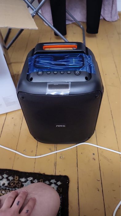 Продам колонки ARG 60v каждая