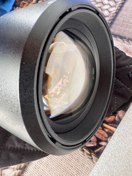 SAMYANG F1.4 / 85mm